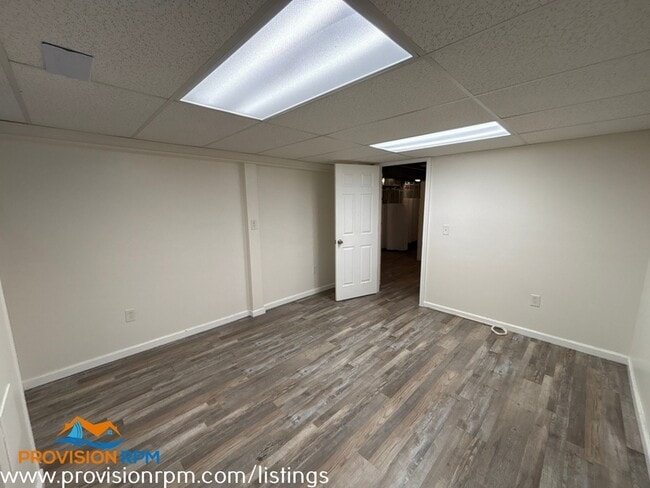 Building Photo - 2916 Cornwall Rd