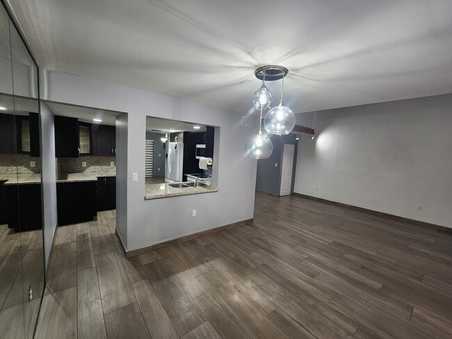 Building Photo - 1461 SW 124th Ct