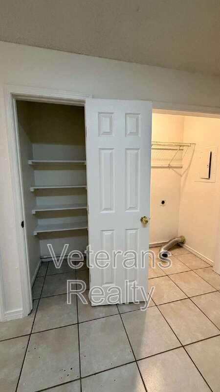 Building Photo - 6323 Fred Allen Rd