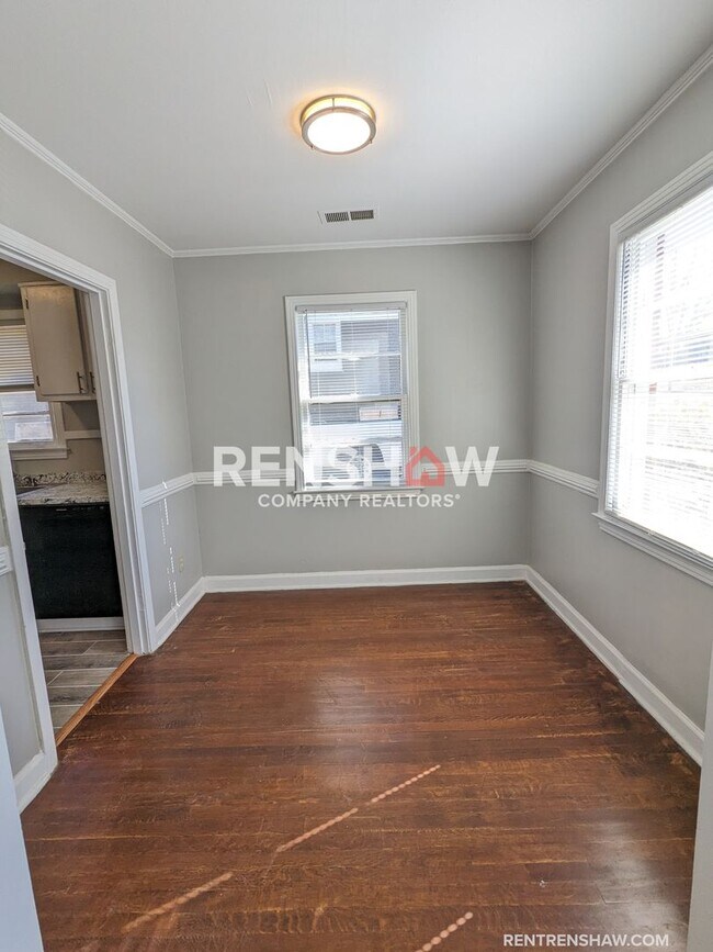 Building Photo - Duplex unit in Desirable Hedgemoor Neighbo...