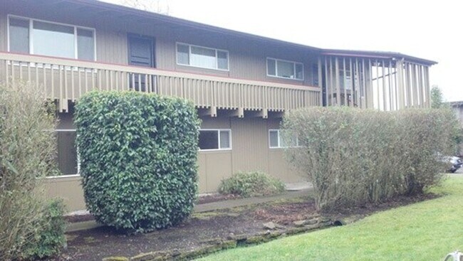 Building Photo - (WLO) 2 Bed/1 Bath Near Campus