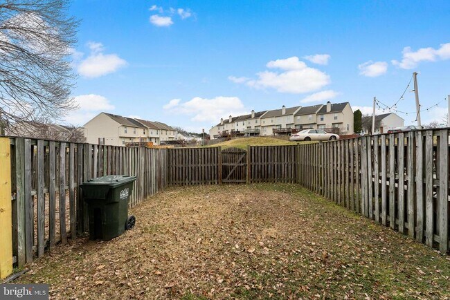 Building Photo - 3421 Belleplain Ct