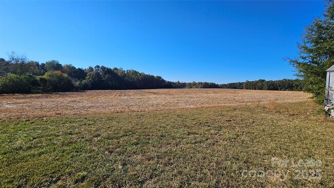 Building Photo - 5040 Pless Rd