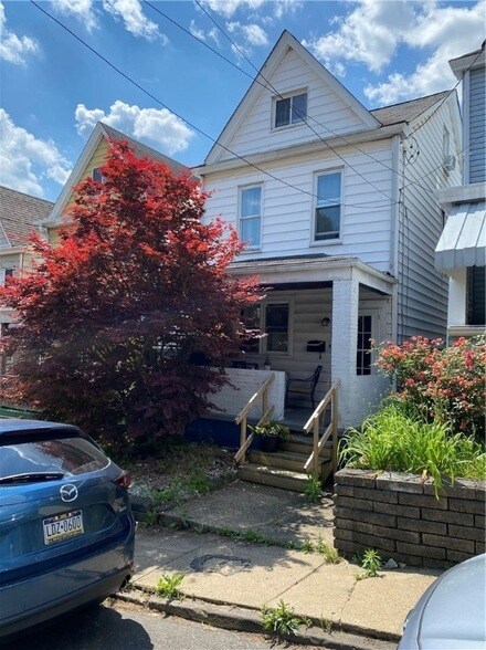 Primary Photo - 2322 Patterson St
