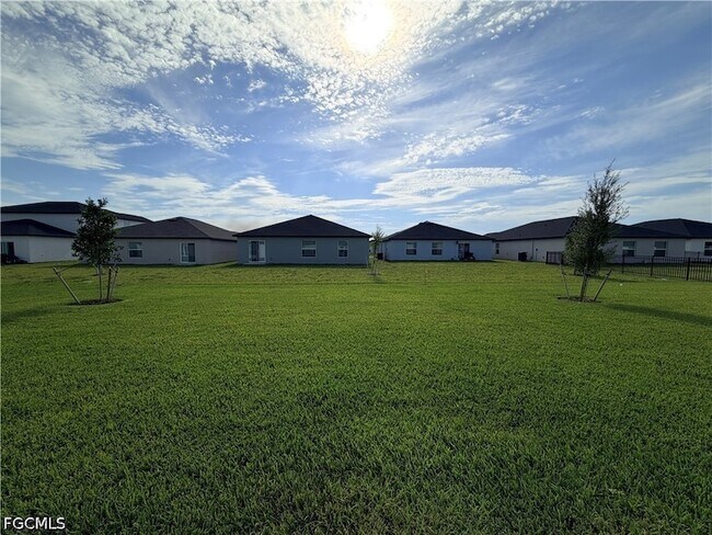 Building Photo - 17340 Cantu Ct