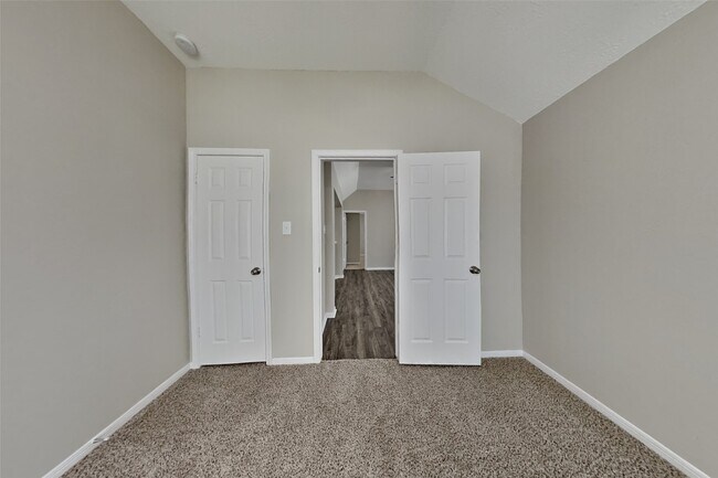 Building Photo - 17126 Hamilwood Dr