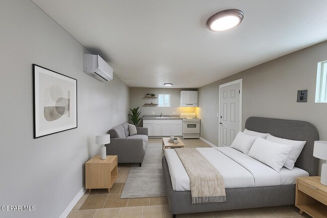 Building Photo - 116 N Clark Dr