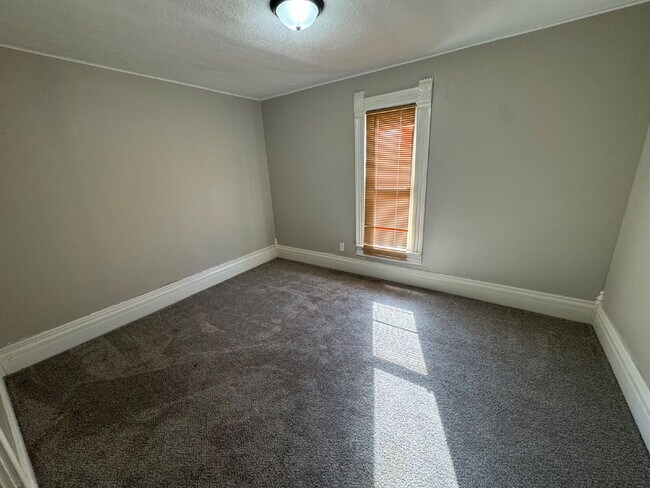 Building Photo - "Charming 4-Bedroom Home in Augusta with S...