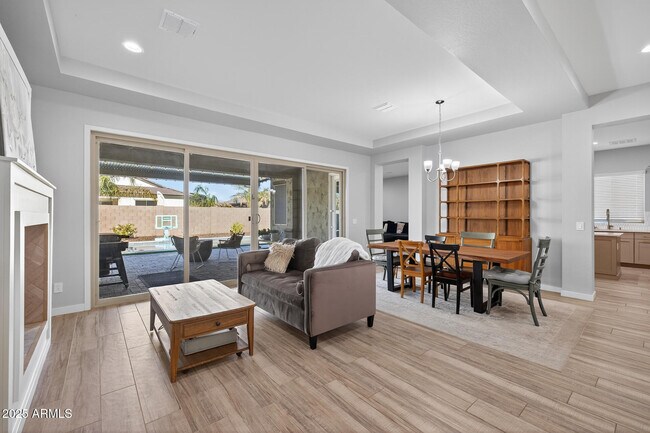 Building Photo - 20194 E Raven Dr