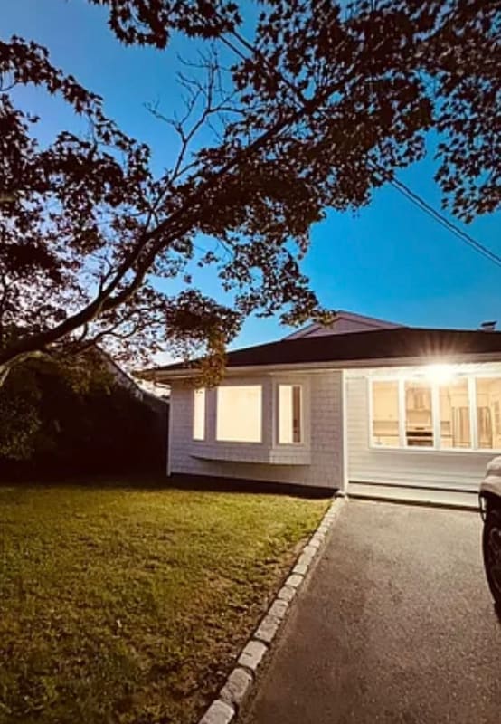 Building Photo - 15 St George Dr