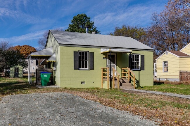 Building Photo - Cozy, Two Bedroom Home in Midlothian Avail...