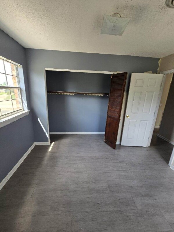 Building Photo - 196 Industrial Dr