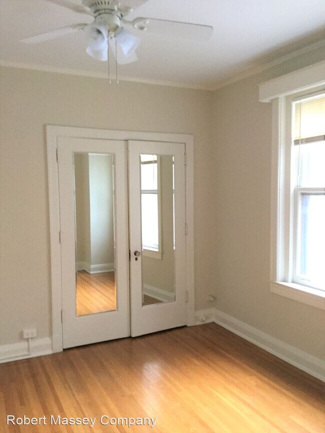Building Photo - 1 br, 1 bath House - 1412 Willow Avenue, #47