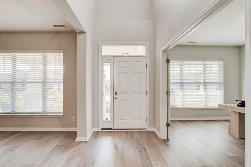 Building Photo - 6366 Sugar Maple Dr