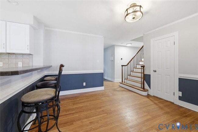 Building Photo - 7603 S Pinehill Dr