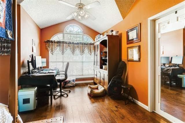 Building Photo - 1924 Sunset Path