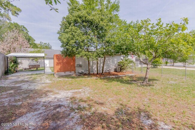 Building Photo - 5640 Coppedge Ave