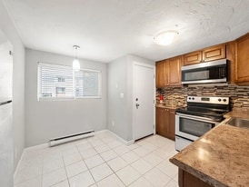 Building Photo - 9 Tideview Path