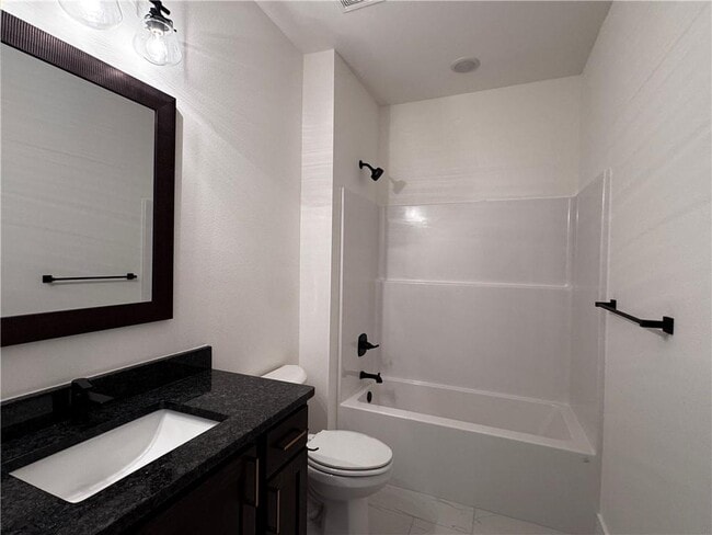 Building Photo - 12 Celtic Dr