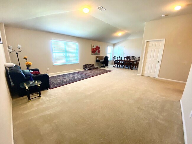 Building Photo - 13922 Kenswick Key Ln