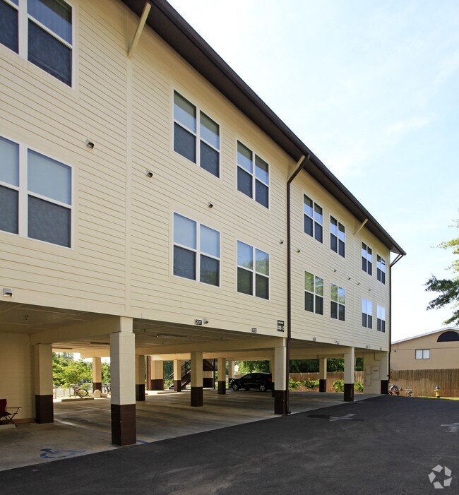 Arrowhead Apartments 325 Hayden Rd Tallahassee FL 32304 Apartment