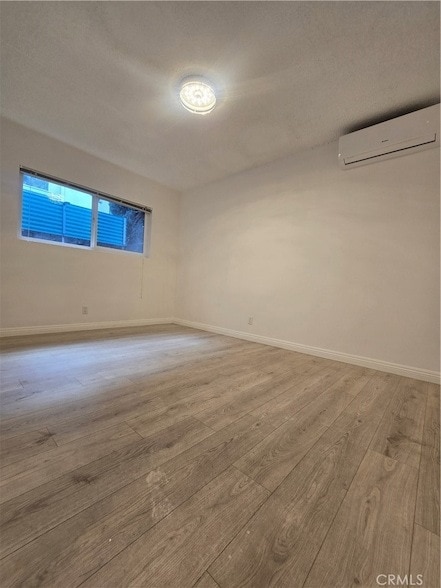 Building Photo - 500 Everett Ave