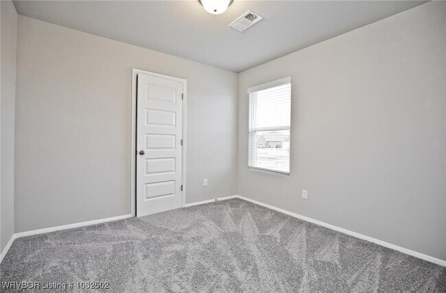 Building Photo - 9025 Wildwood Way