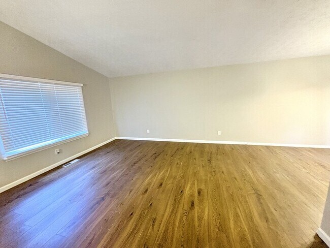 Building Photo - 2785 Greenbower Ct