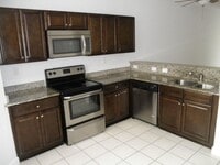 Building Photo - 1905 Shoma Dr