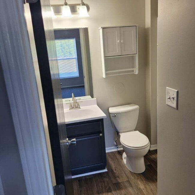 Building Photo - 5824 Birkenshaw Dr