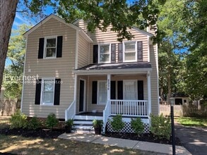 Building Photo - 2316 Horsley Dr