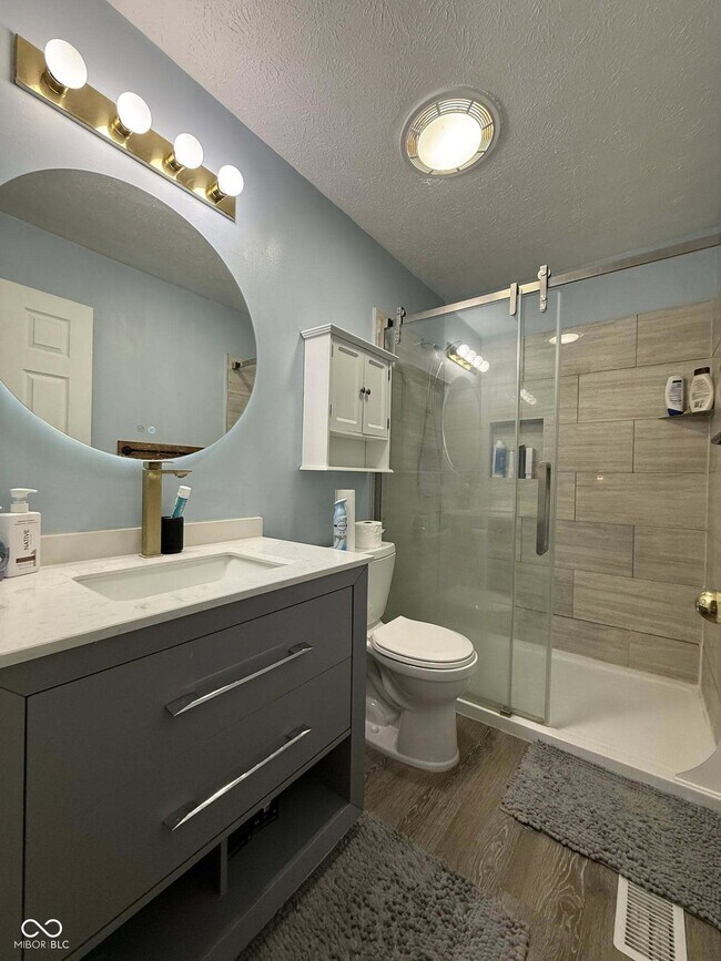 Building Photo - 8607 Longspur Ct