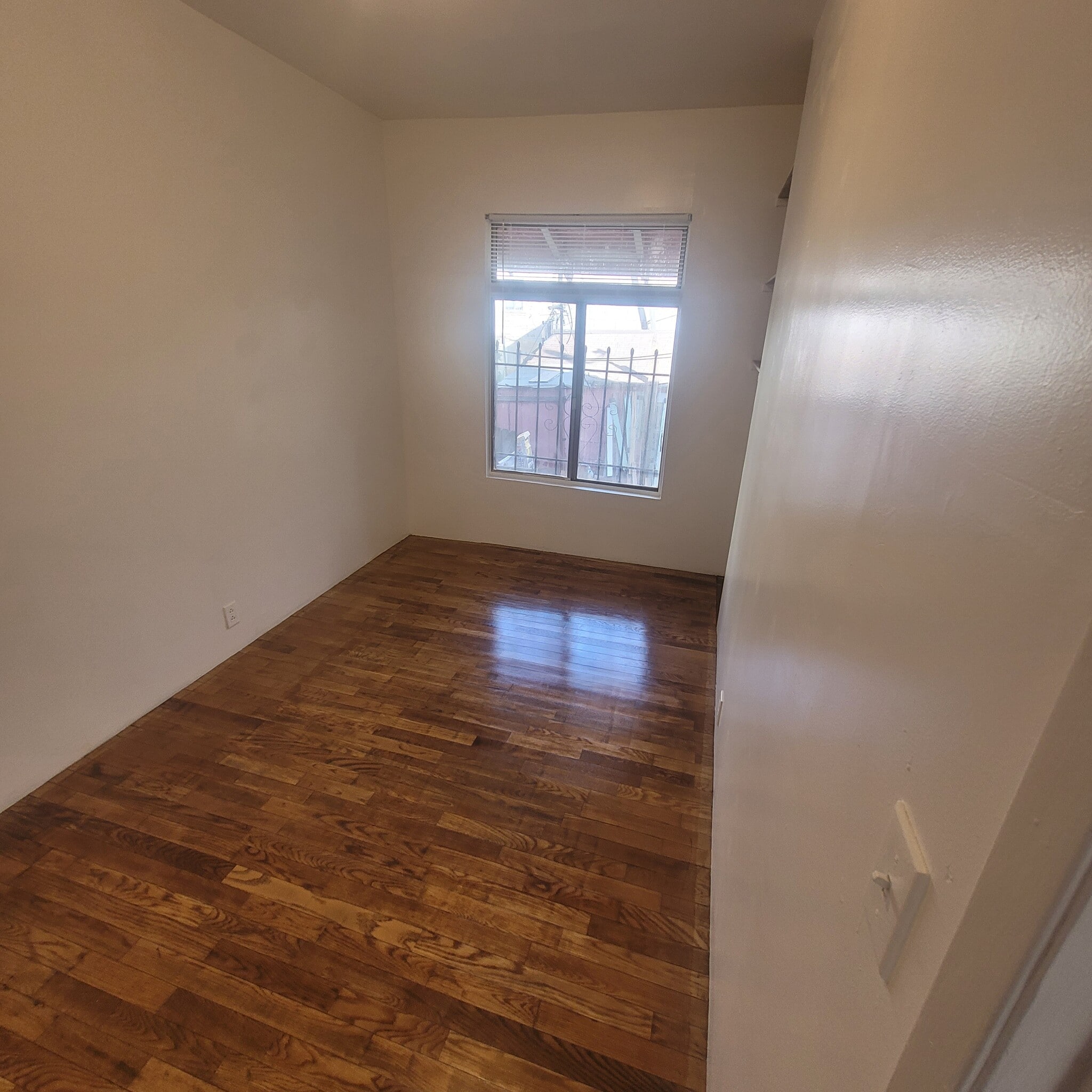 Building Photo - 914 Martin Luther King Jr Way