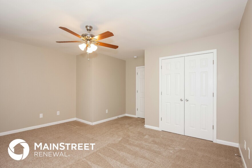Building Photo - 1804 Summit Ridge Ln