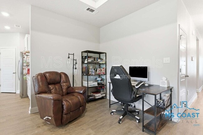 Building Photo - 5159 Fairbury Way