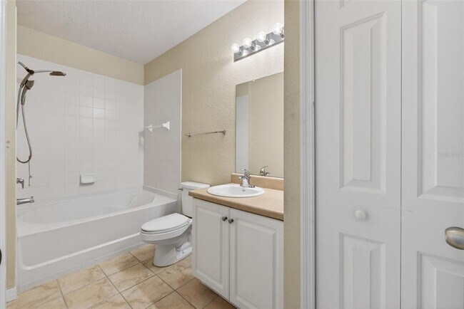 Building Photo - 5550 E Michigan St