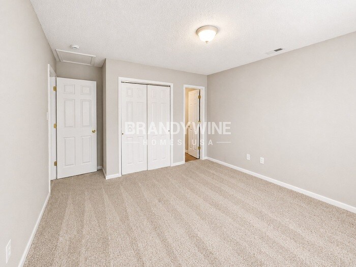 Building Photo - 1735 Thriftwood Dr
