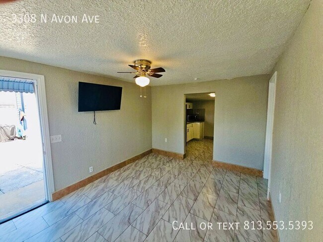 Building Photo - 3308 N Avon Ave