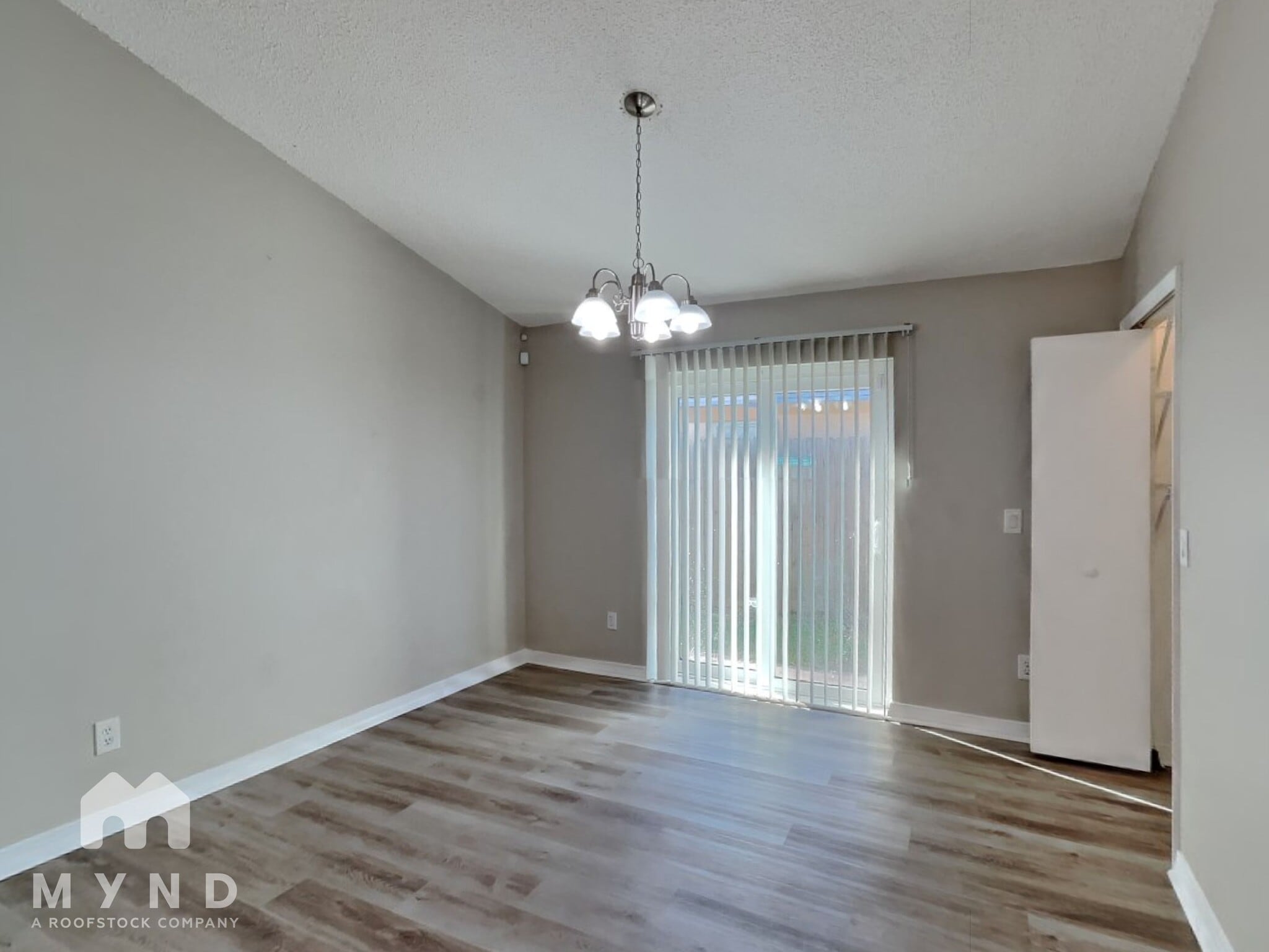 Building Photo - 9591 Lupine Ave