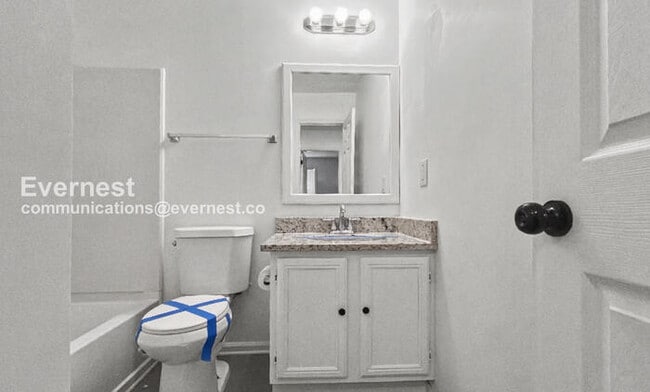 Building Photo - 2785 Brookhill Ct