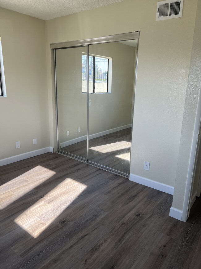 Mirrored closet doors - 10026 Laurel Canyon Blvd