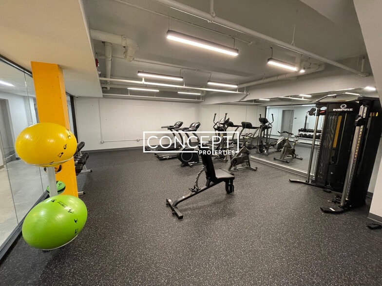 Building Photo - 1 Sewall St