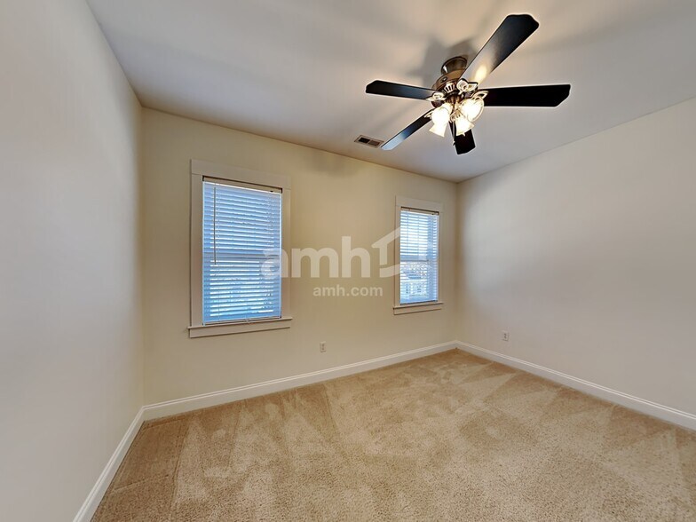 Building Photo - 10720 Cokesbury Ln