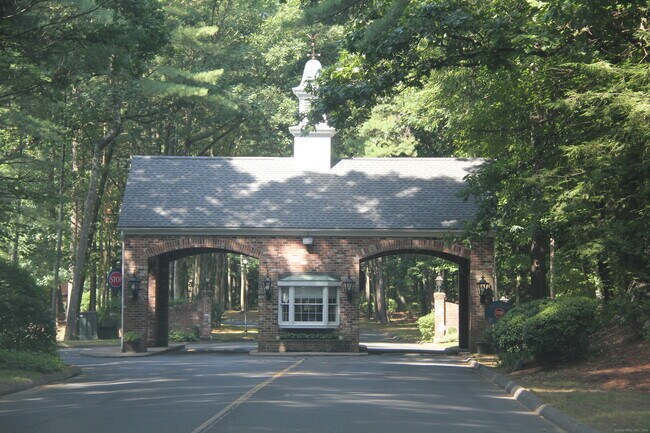 Primary Photo - 45 Tunxis Village