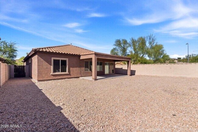 Building Photo - 10733 W Lariat Ln