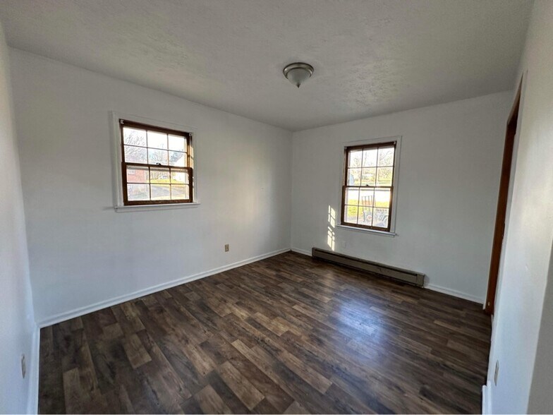 Bedroom 2 - 183 Loch Ln