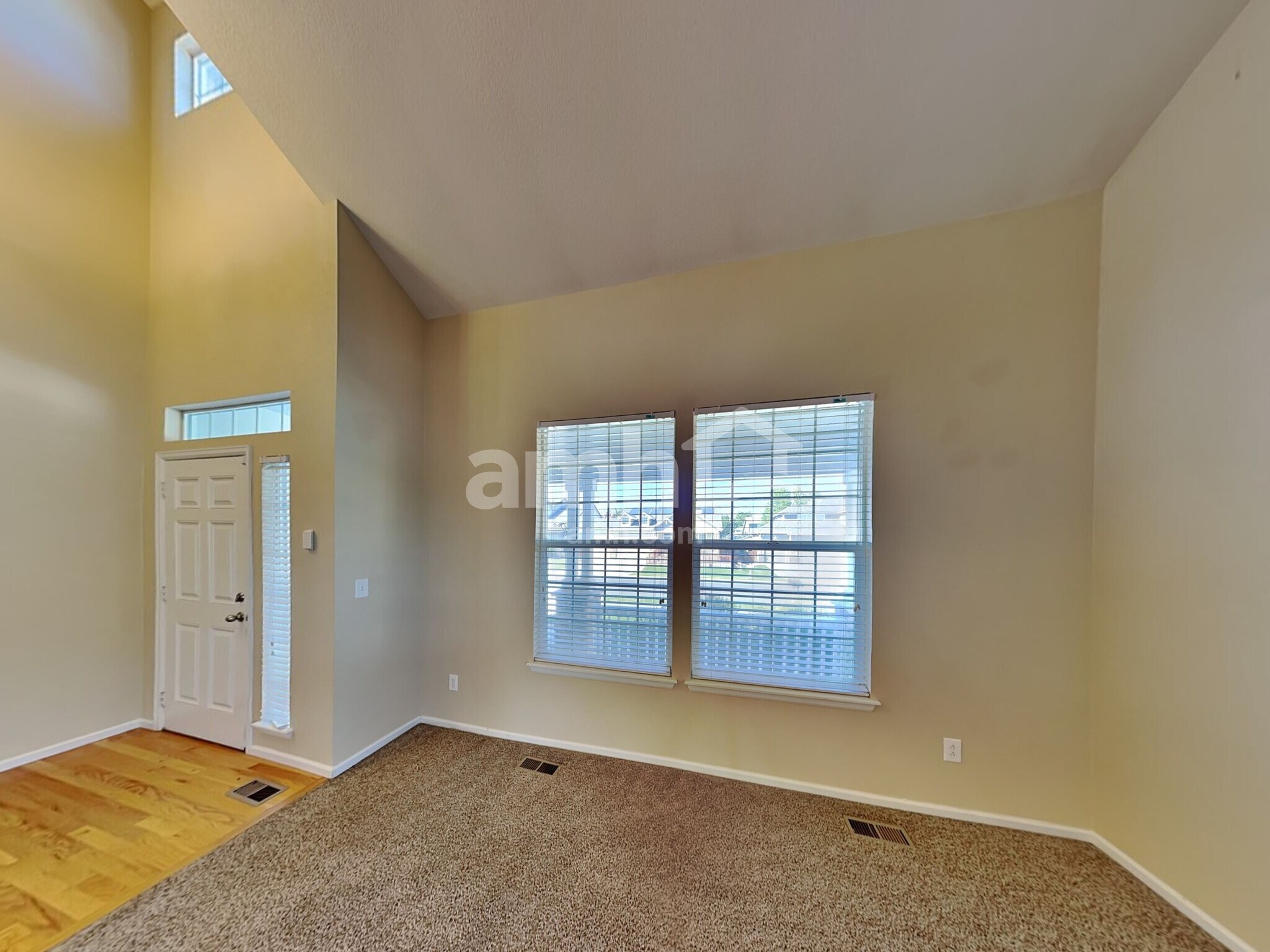 Building Photo - 4436 MT Oxford St