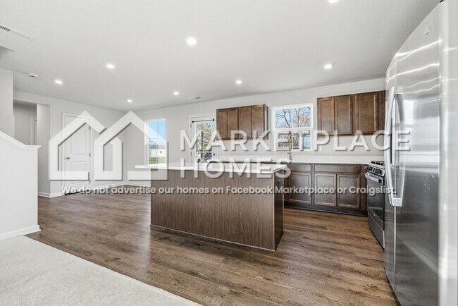 Building Photo - 1645 Juniper Ln