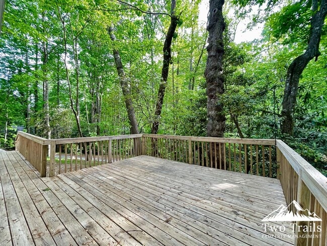 Building Photo - 555 Finley Cove Rd