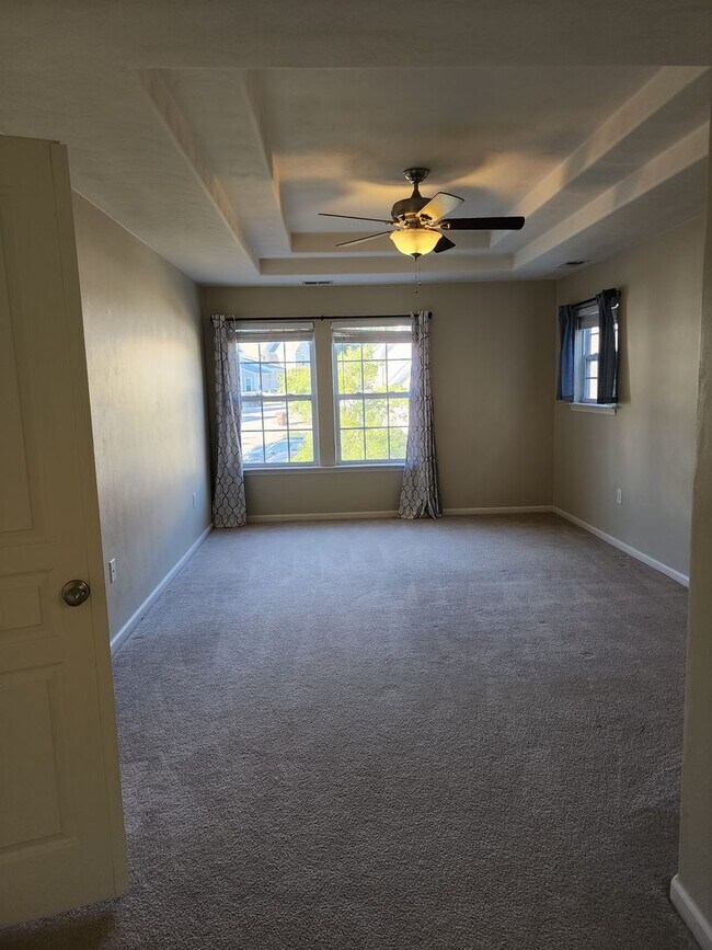 Building Photo - Beautiful Luxury Townhome in New Kent County